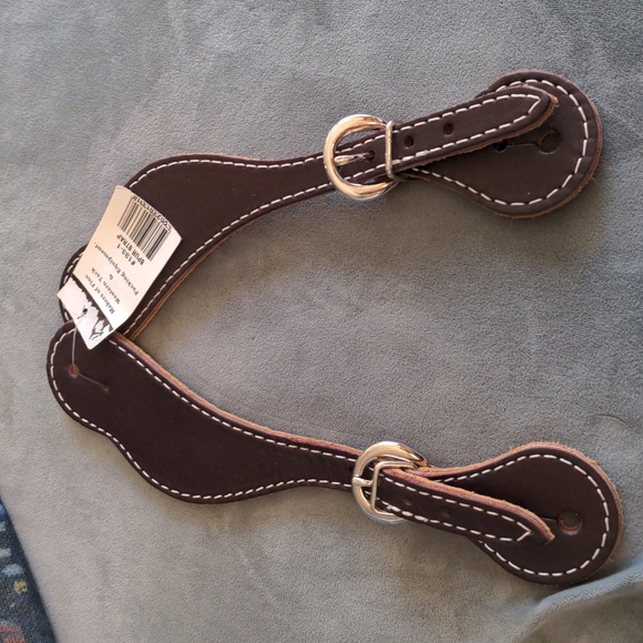 Pair of new with tags spur straps